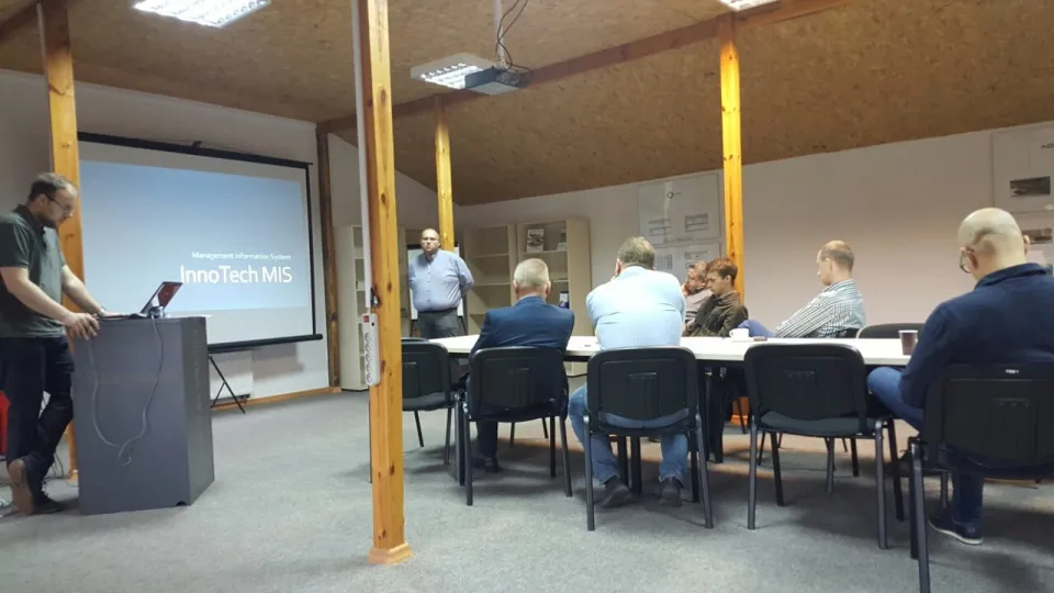 0-02-05-48f7d5133b58e78b08a458ae6b767fcc047a2408e0fc01828bc58dd2de3ccd6f_full.jpg - MIS presentation in Poland